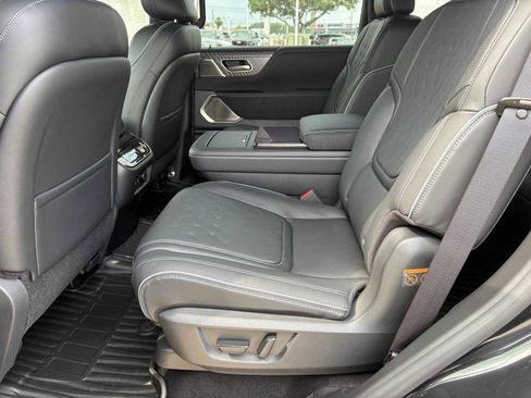 New 2026 INFINITI QX80 Autograph w/ Premium Cargo Package AWD/4WD image 11