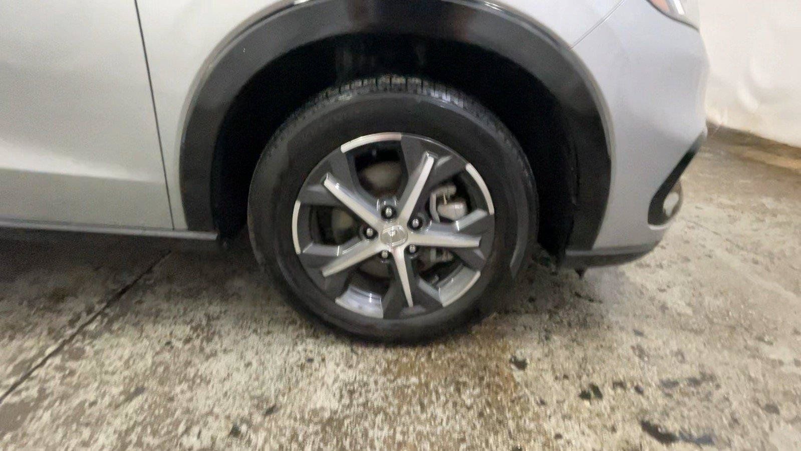Used 2024 Honda HR-V EX-L image 16