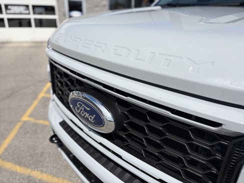 New 2026 Ford F350 Lariat w/ Lariat Premium Package AWD/4WD image 11