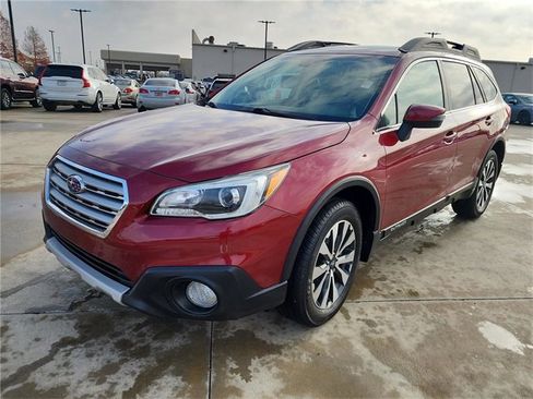 Used 2015 Subaru Outback 2.5i Limited image 3