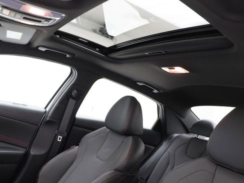 Used 2023 Hyundai Elantra N Line w/ Cargo Package image 17