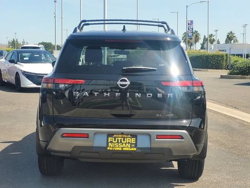 New 2026 Nissan Pathfinder SL AWD/4WD image 6