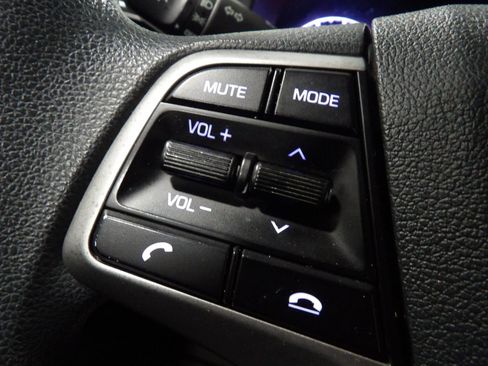 Used 2018 Hyundai Accent SE image 17