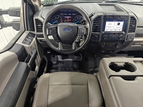Used 2019 Ford F250 XL w/ Power Equipment Group AWD/4WD image 4