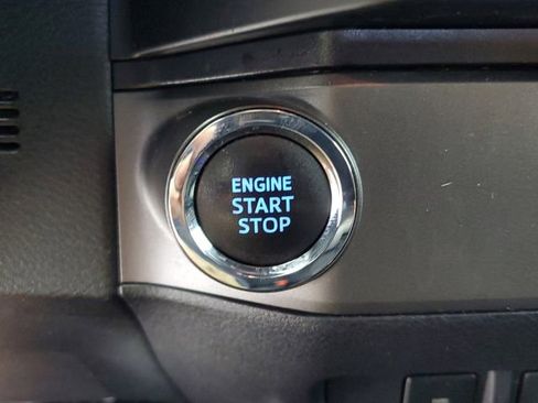 Used 2021 Toyota Tacoma 2WD Double Cab image 30