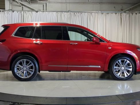 Used 2024 Cadillac XT6 Premium Luxury w/ Technology Package AWD/4WD image 11