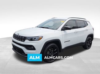 Used 2025 Jeep Compass Latitude w/ Altitude Special Edition AWD/4WD video 1