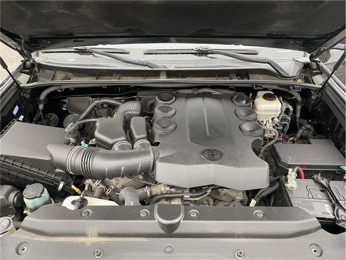 Used 2015 Toyota 4Runner TRD Pro image 10