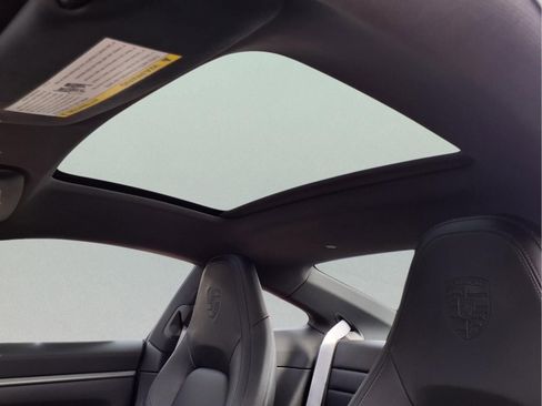 Used 2020 Porsche 911 Carrera image 23