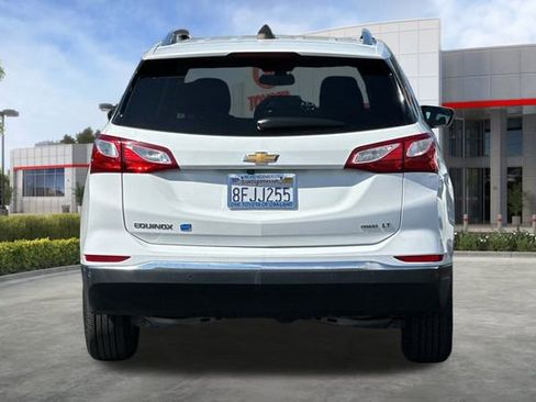 Used 2018 Chevrolet Equinox LT w/ Sun & Infotainment Package image 5