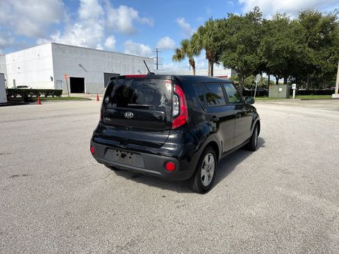 Used 2019 Kia Soul FWD image 5