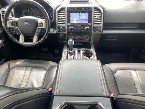 Used 2018 Ford F150 Platinum w/ Equipment Group 701A Luxury AWD/4WD image 15