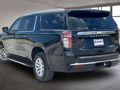 Used 2024 Chevrolet Suburban LT AWD/4WD image 4