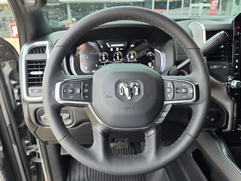 Used 2026 RAM 2500 Laramie AWD/4WD image 26
