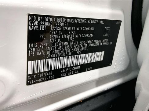 Used 2023 Toyota RAV4 XLE image 33