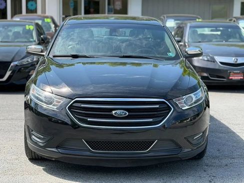Used 2018 Ford Taurus Limited AWD/4WD image 3