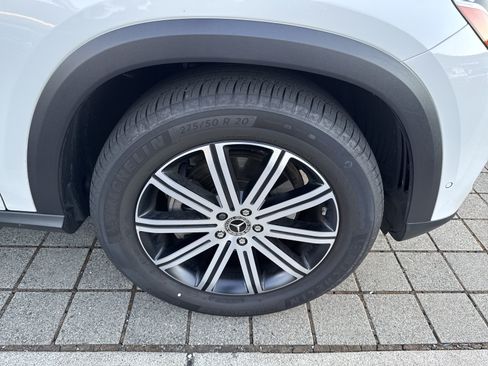 Used 2026 Mercedes-Benz GLE 350 4MATIC image 11