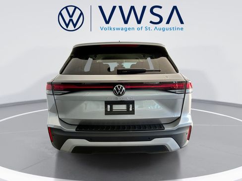 New 2026 Volkswagen Tiguan S FWD image 6
