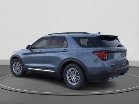 New 2025 Ford Explorer Active w/ Active Comfort Package image 4