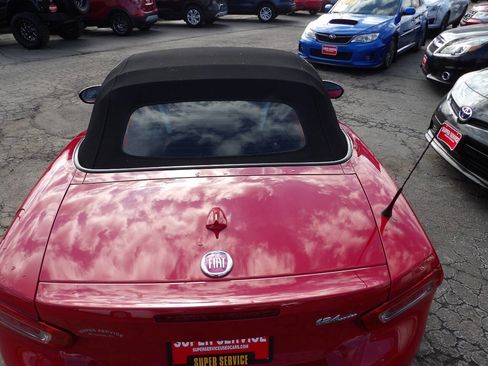 Used 2017 FIAT 124 Spider Lusso image 10