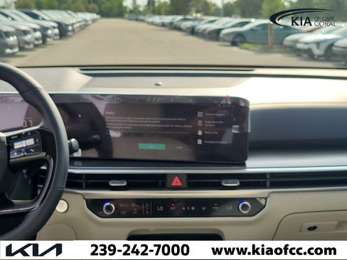 New 2026 Kia Sorento S FWD image 17