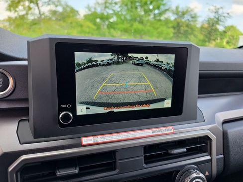 New 2026 Toyota 4Runner SR5 AWD/4WD image 18