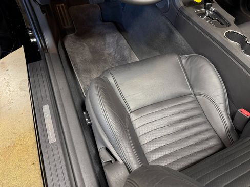 Used 2002 Ford Thunderbird image 25