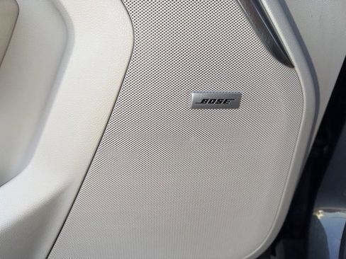 Used 2021 GMC Yukon XL Denali w/ Denali Ultimate Package image 16