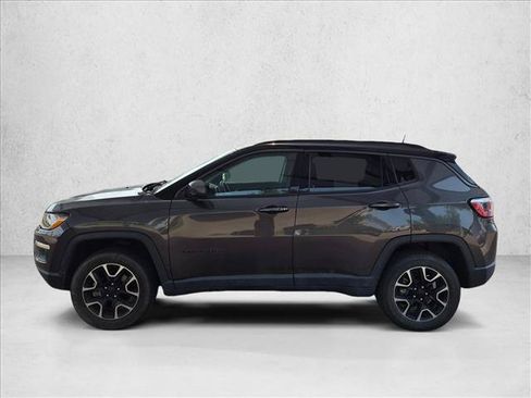 Used 2020 Jeep Compass Trailhawk AWD/4WD image 6