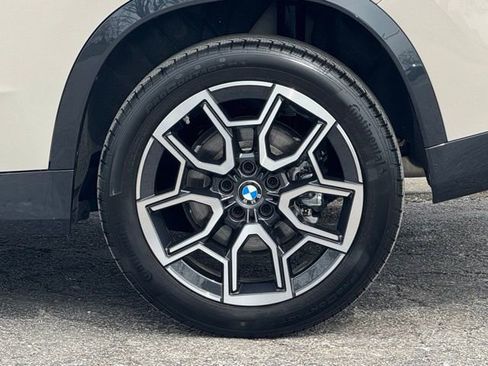 Certified 2026 BMW X1 xDrive28i image 4