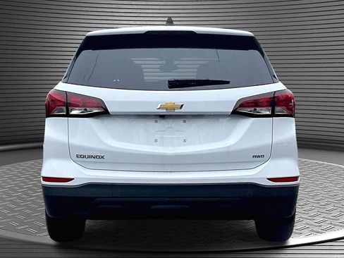 Used 2022 Chevrolet Equinox LS w/ LS Convenience Package image 5