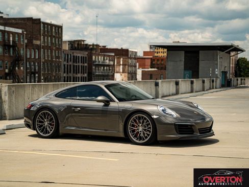 Used 2017 Porsche 911 Carrera S RWD image 1