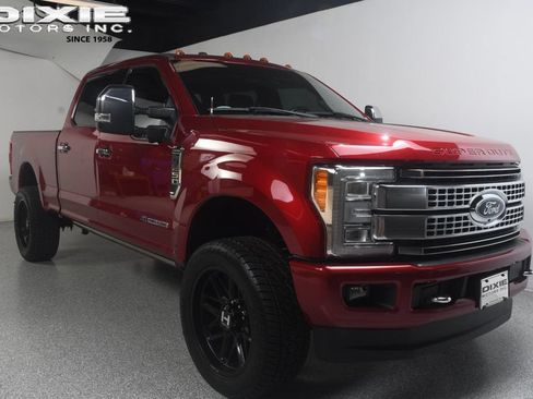 Used 2018 Ford F250 Platinum w/ Platinum Ultimate Package AWD/4WD image 1