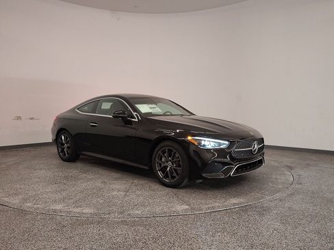 Used 2026 Mercedes-Benz CLE 300 4MATIC Coupe image 7