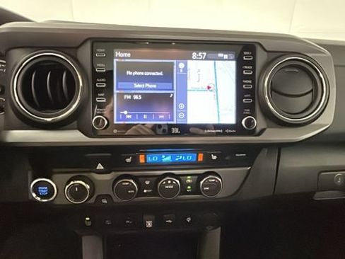 Used 2021 Toyota Tacoma TRD Pro AWD/4WD image 23