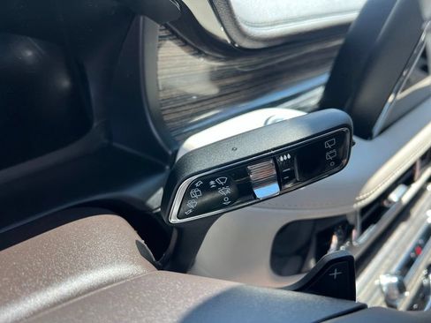 Used 2022 Lincoln Aviator Black Label w/ Dynamic Handling Package AWD/4WD image 40