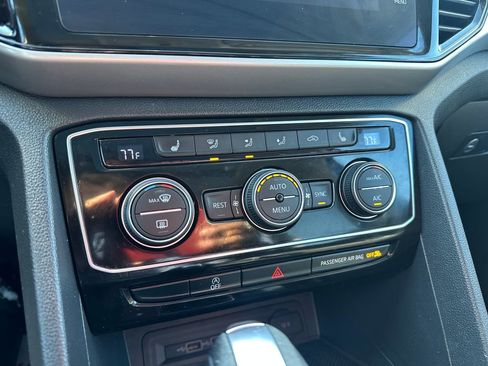 Used 2021 Volkswagen Atlas SEL image 9