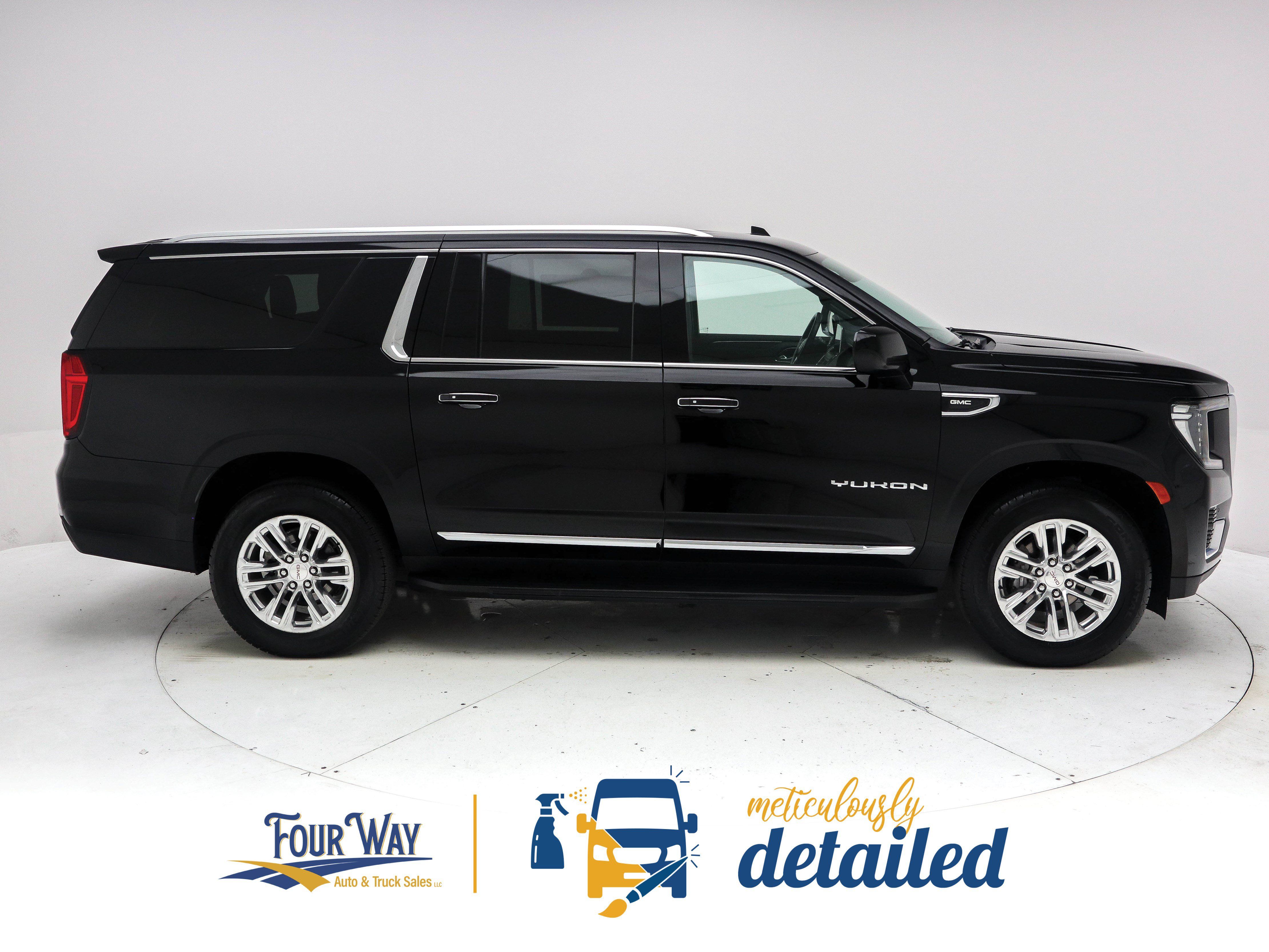 Used 2022 GMC Yukon XL SLT AWD/4WD image 2