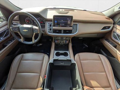 Used 2021 Chevrolet Tahoe High Country w/ Premium Package image 26