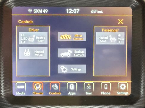 Used 2022 Jeep Wrangler Unlimited Sahara w/ Cold Weather Group AWD/4WD image 32