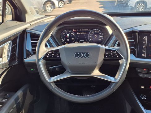 Used 2023 Audi Q4 e-tron Premium image 17