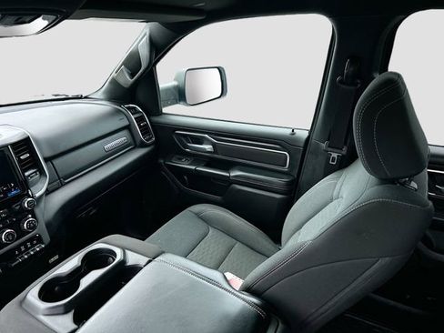Used 2025 RAM 1500 Big Horn AWD/4WD image 5