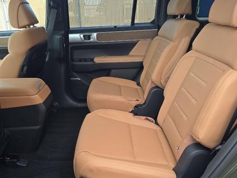 Used 2026 Hyundai Santa Fe Calligraphy image 7