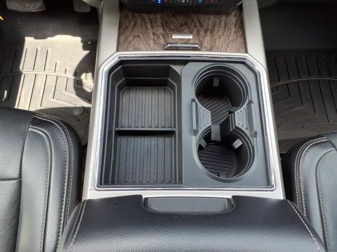Used 2017 Ford F250 Lariat w/ Chrome Package AWD/4WD image 20