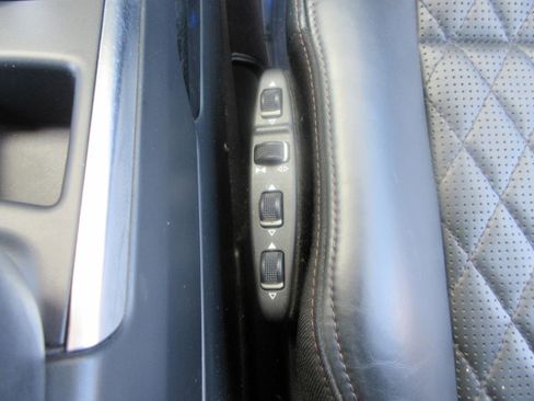 Used 2015 Mercedes-Benz G 63 AMG 4MATIC image 27