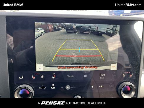 Used 2024 Lexus GX 550 550 Premium w/ Cold Area Package image 12