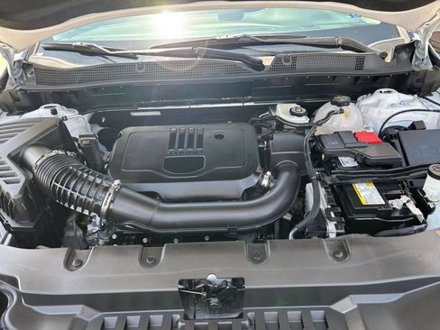 Used 2026 Chevrolet Blazer LT FWD image 28