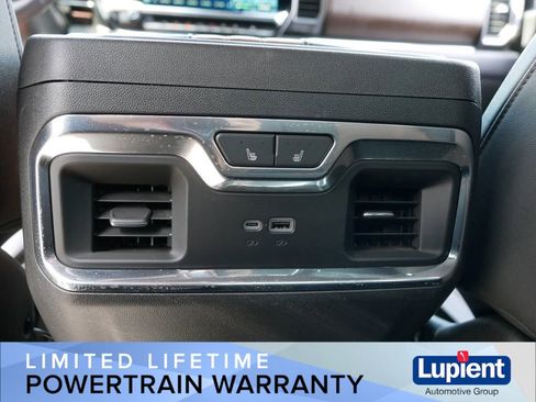 Used 2024 Chevrolet Silverado 1500 High Country w/ Technology Package AWD/4WD image 21