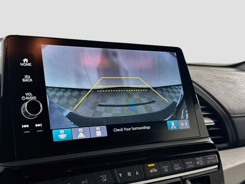 Used 2025 Honda Odyssey Sport-L image 22