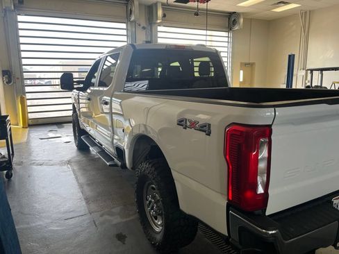 Used 2023 Ford F250 XL w/ XL Driver Assist Package AWD/4WD image 8